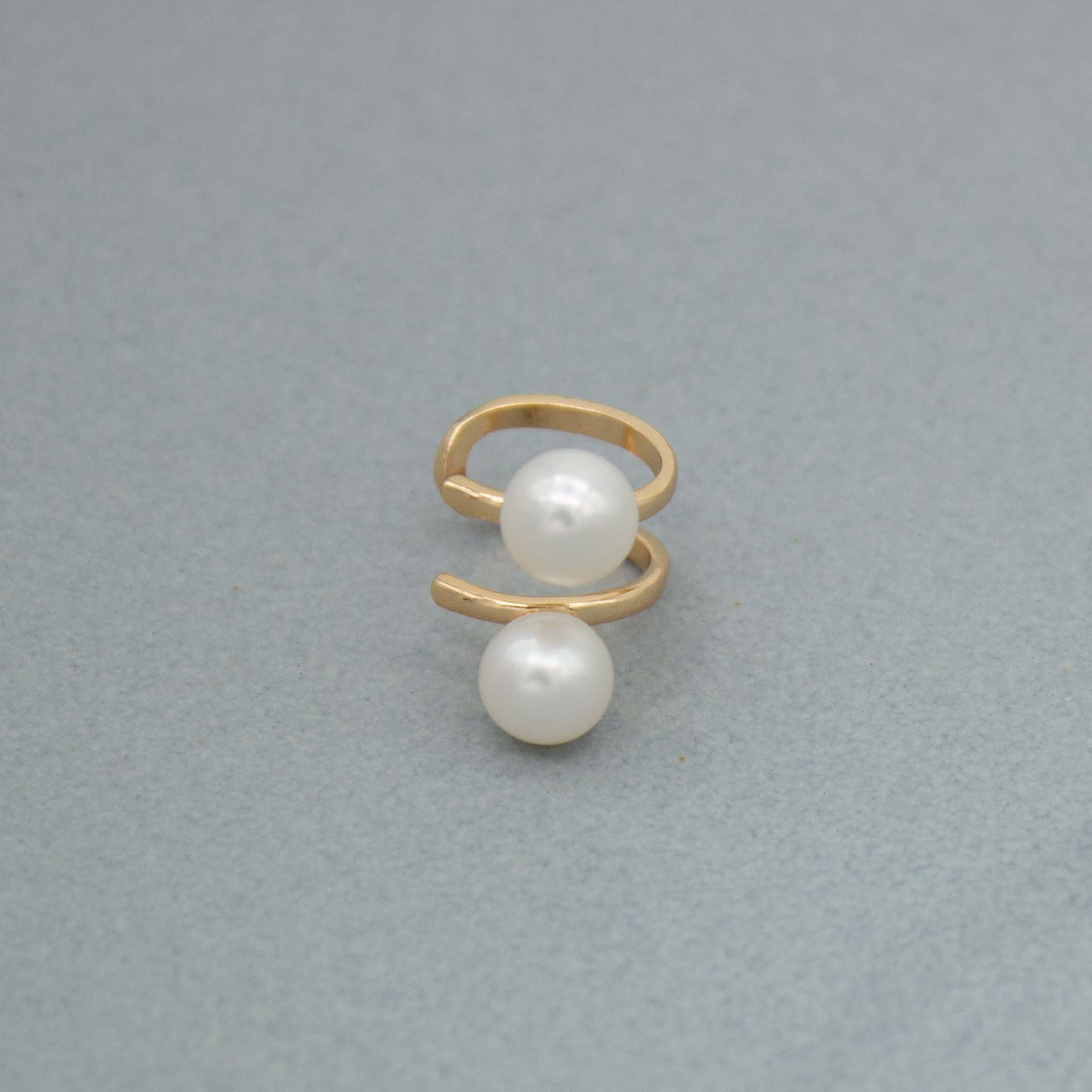 JUMELLES DORÉES - perlas redondas de 5 mm - oro 18k