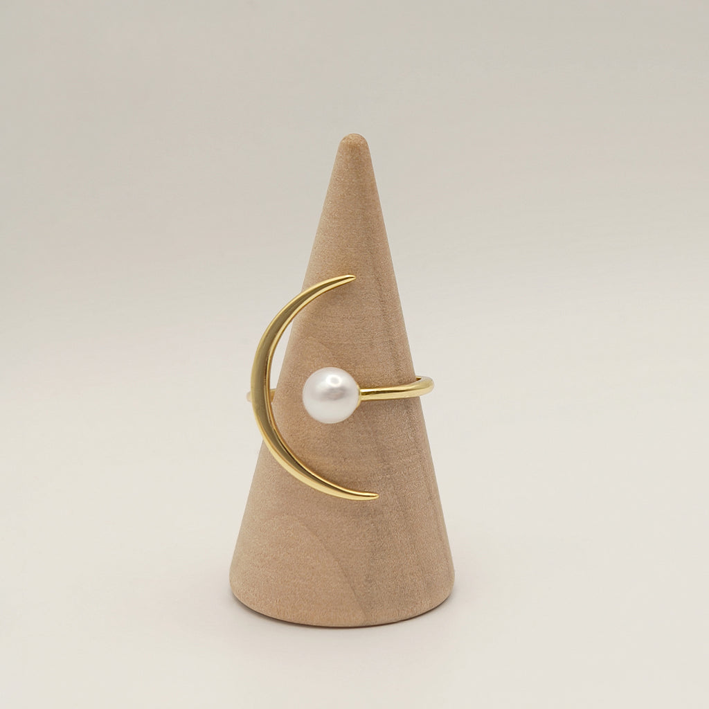 SATELLITE DORÉ. Bague réglable croissant de lune à perle ronde - Plaqué Or