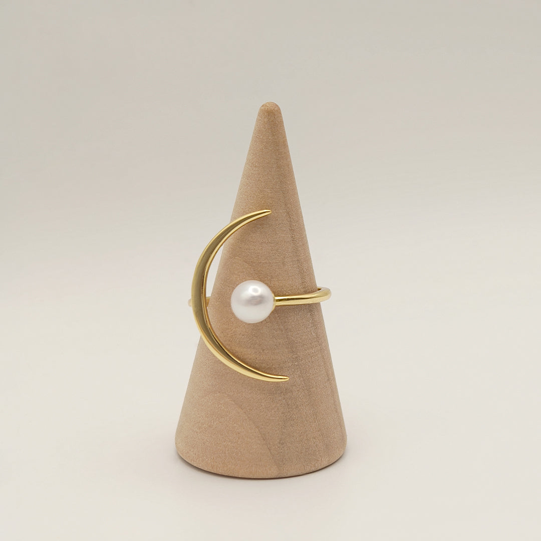 SATELLITE DORÉ. Bague réglable croissant de lune à perle ronde - Plaqué Or