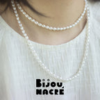 Vue alternative d'un collier perles baroques ovales argent, par Bijou Nacré