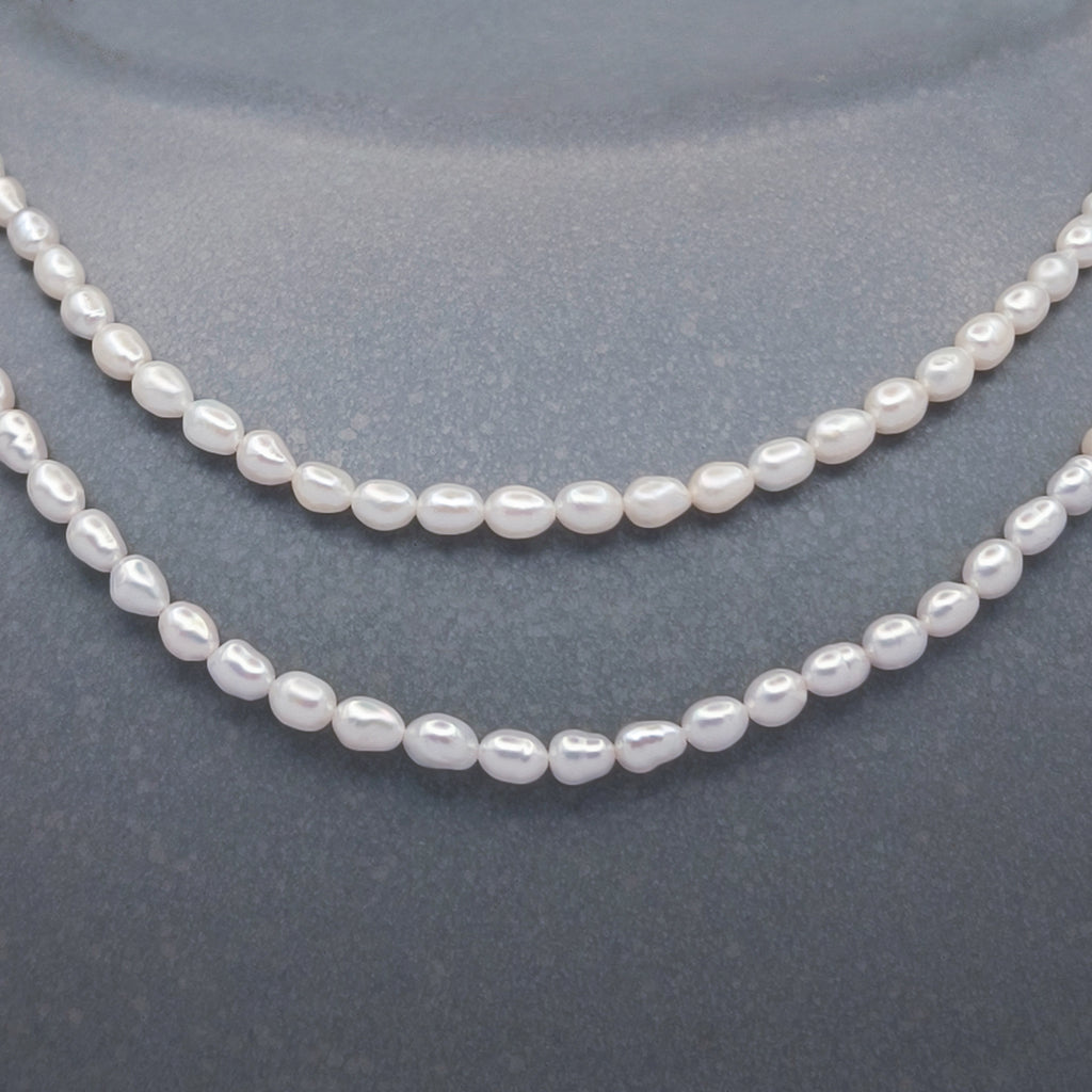 ONDES BAROQUES. Oval Pearl Long Necklace - Silver
