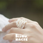 Bague perles baroques riz or sur surface, design voie lactée