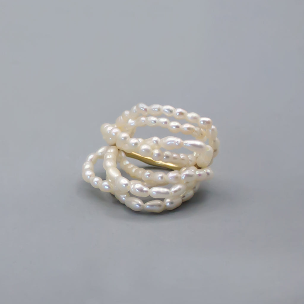 VOIE LACTÉE D'OR. Demi-Bague aux Perles Baroques- Plaqué Or