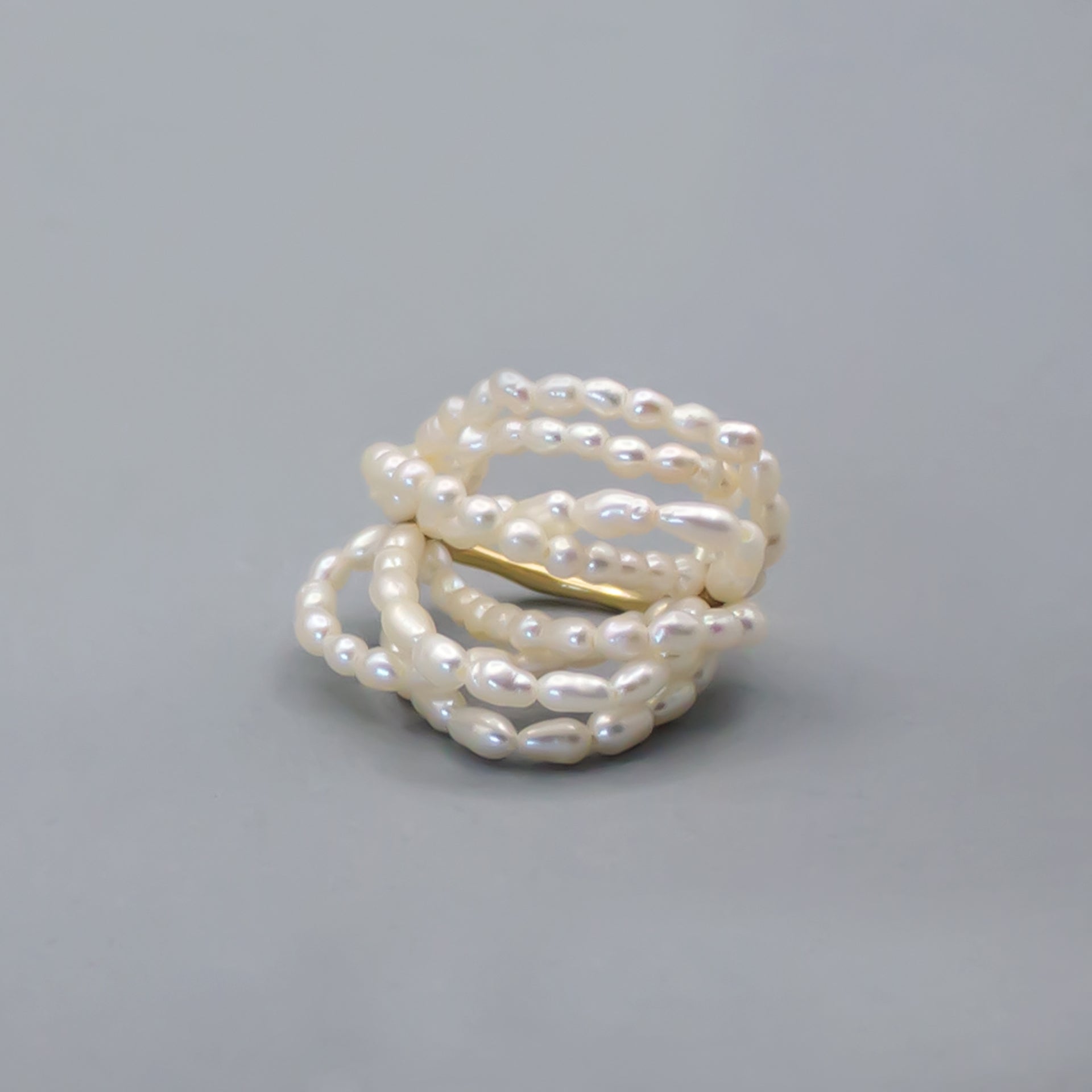 VOIE LACTÉE D'OR. Demi-Bague aux Perles Baroques- Plaqué Or